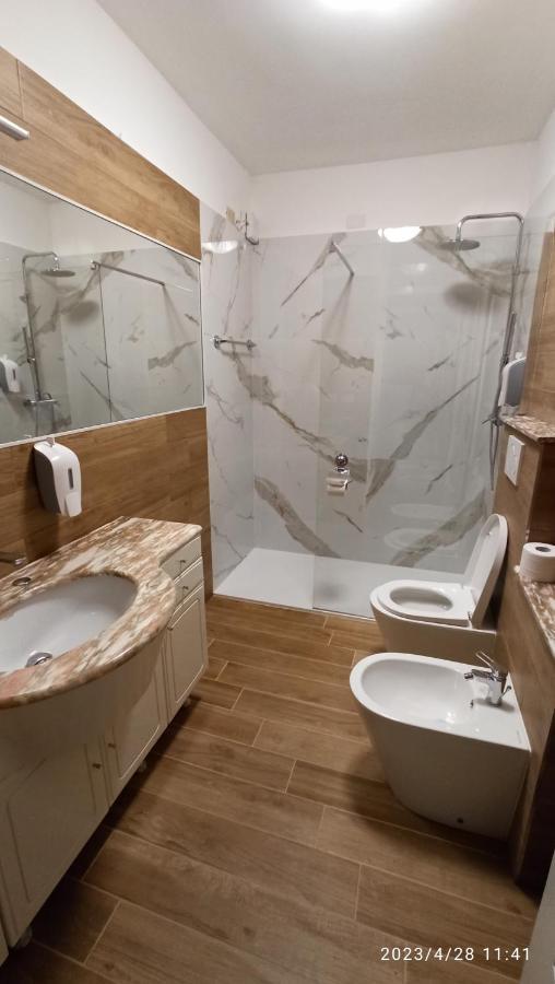 Appartamento Taverna Gattolini Venzone Bagian luar foto