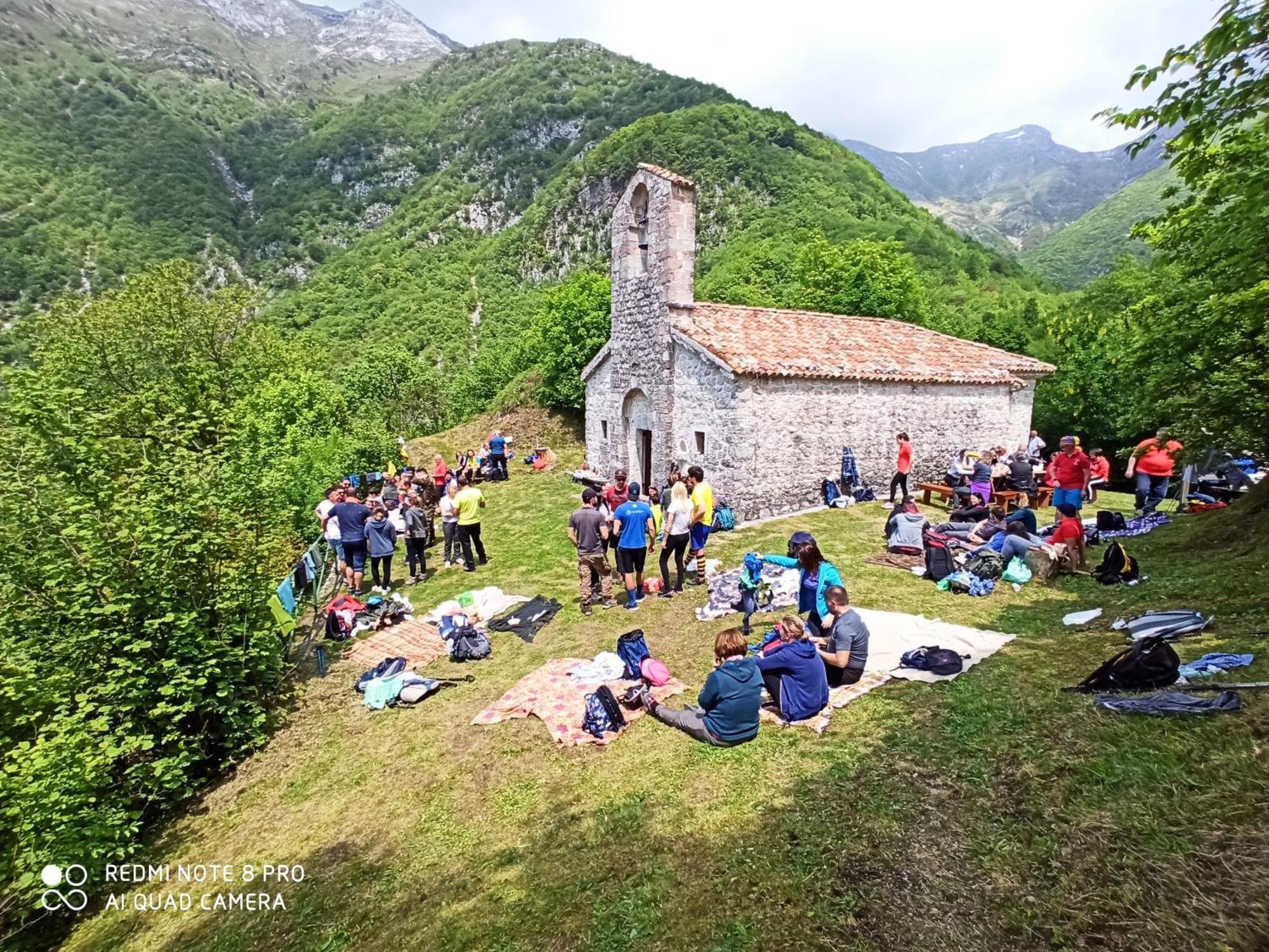 Appartamento Taverna Gattolini Venzone Bagian luar foto