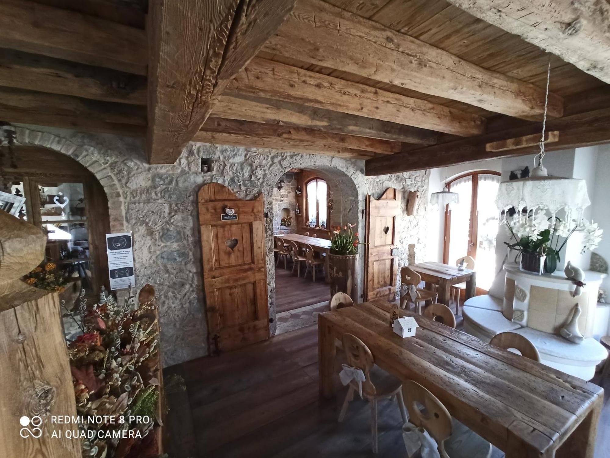 Appartamento Taverna Gattolini Venzone Bagian luar foto
